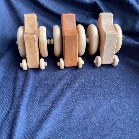 Montessori Bundle:3 Big Wheel Little Wheel by LOCKWOOD wooden push car toy - Picture 9 of 11